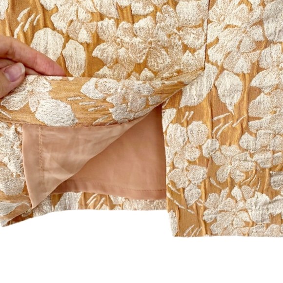 Talbots Golden Floral Jaquared Pencil Skirt - Picture 4 of 5